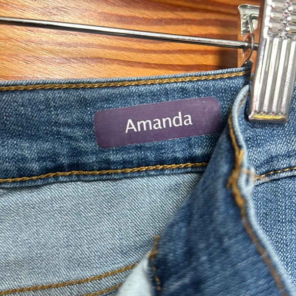 Gloria Vanderbilt Amanda size 14 Jean Capri 5 pockets slit and rivets at ankle - Picture 6 of 8